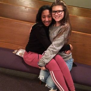 Meet your Posher, Cece